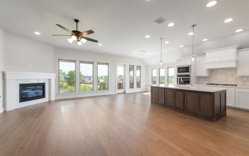 7313 Wayward Wind Drive, Fort Worth, TX 76179, 4 Bedrooms Bedrooms, ,3 BathroomsBathrooms,Residential,For Sale,7313 Wayward Wind Drive,20923425