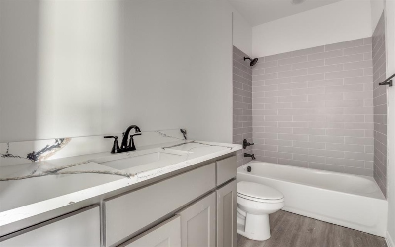 3510 Middlefield Road, Dallas, TX 75253, 4 Habitaciones Habitaciones , ,2 BañosBaños,Residential,En Venta,3510 Middlefield Road,20923646