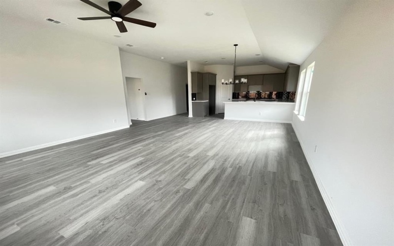 3510 Middlefield Road, Dallas, TX 75253, 4 Habitaciones Habitaciones , ,2 BañosBaños,Residential,En Venta,3510 Middlefield Road,20923646