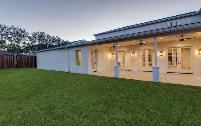10326 Crestover Drive, Dallas, TX 75229, 5 Bedrooms Bedrooms, ,6 BathroomsBathrooms,Residential,For Sale,10326 Crestover Drive,20923714