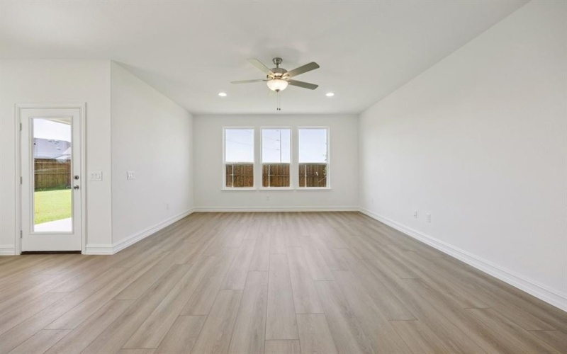 1616 Cottonwood Valley Drive, Celina, TX 75009, 4 Bedrooms Bedrooms, ,3 BathroomsBathrooms,Residential,For Sale,1616 Cottonwood Valley Drive,20923757