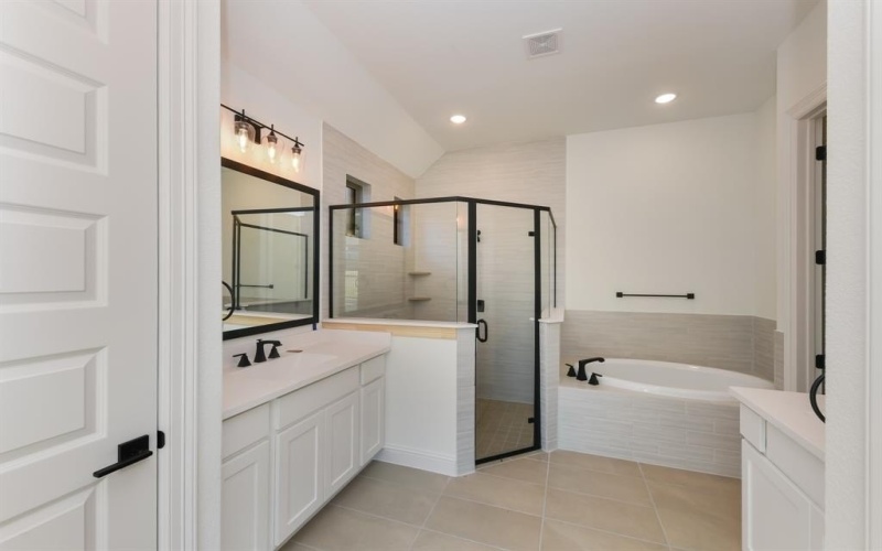 6852 Turner Falls Circle, Flower Mound, TX 76226, 4 Habitaciones Habitaciones , ,3 BañosBaños,Residential,En Venta,6852 Turner Falls Circle,20924000