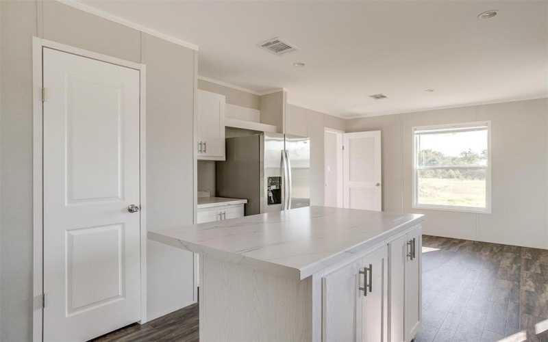 4417 County Road 423, Grandview, TX 76050, 4 Bedrooms Bedrooms, ,3 BathroomsBathrooms,Residential,For Sale,4417 County Road 423,20924190