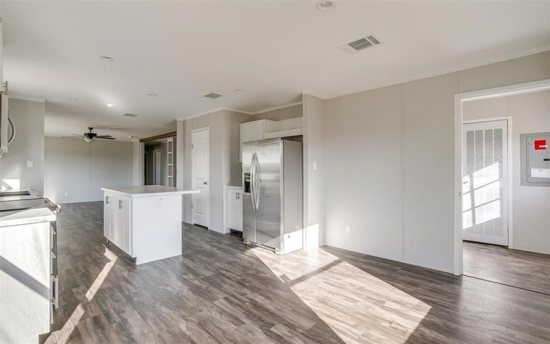 4417 County Road 423, Grandview, TX 76050, 4 Bedrooms Bedrooms, ,3 BathroomsBathrooms,Residential,For Sale,4417 County Road 423,20924190