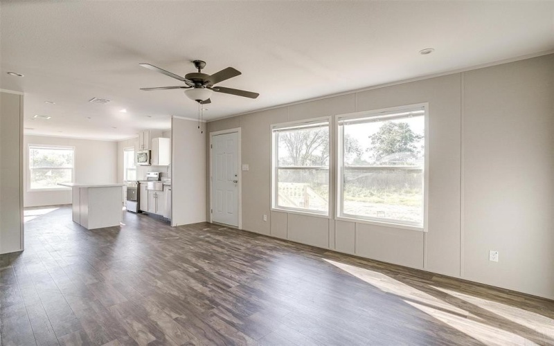 4417 County Road 423, Grandview, TX 76050, 4 Bedrooms Bedrooms, ,3 BathroomsBathrooms,Residential,For Sale,4417 County Road 423,20924190