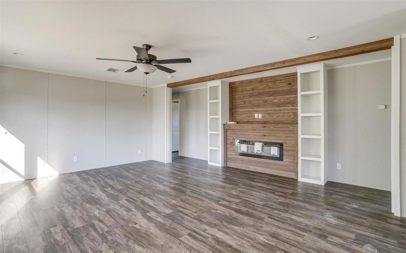 4417 County Road 423, Grandview, TX 76050, 4 Bedrooms Bedrooms, ,3 BathroomsBathrooms,Residential,For Sale,4417 County Road 423,20924190