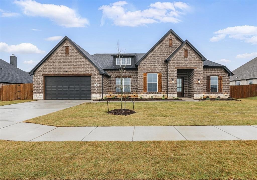 121 Chapowits, Godley, TX 76044, 3 Bedrooms Bedrooms, ,2 BathroomsBathrooms,Residential,For Sale,121 Chapowits,20924200