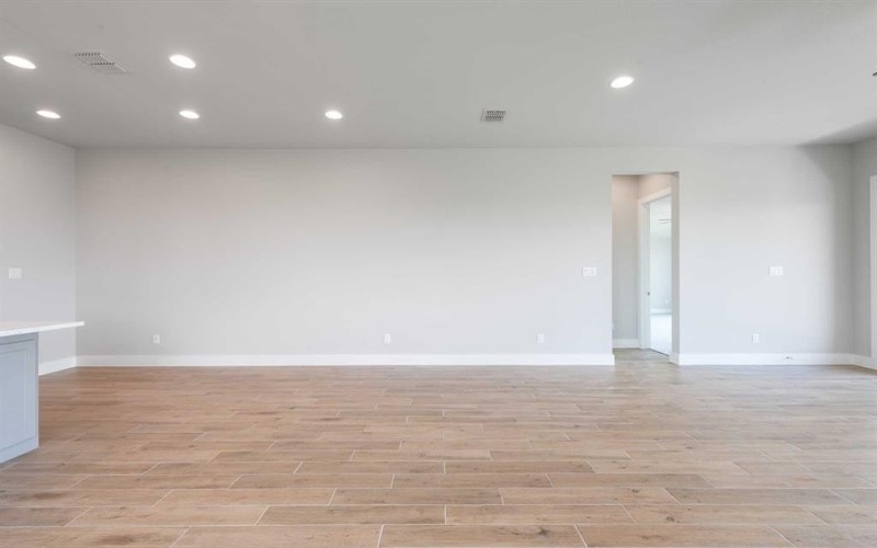 6904 Lanner Lane, Fort Worth, TX 76179, 4 Bedrooms Bedrooms, ,3 BathroomsBathrooms,Residential,For Sale,6904 Lanner Lane,0,20924293