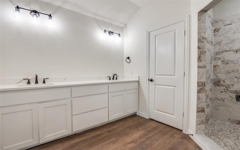 3122 RIVER BIRCH Road, Dallas, TX 75253, 4 Bedrooms Bedrooms, ,2 BathroomsBathrooms,Residential,For Sale,3122 RIVER BIRCH Road,20924598