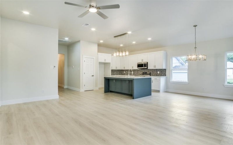 5632 Goodman Avenue, Fort Worth, TX 76107, 3 Bedrooms Bedrooms, ,2 BathroomsBathrooms,Residential,For Sale,5632 Goodman Avenue,20924631