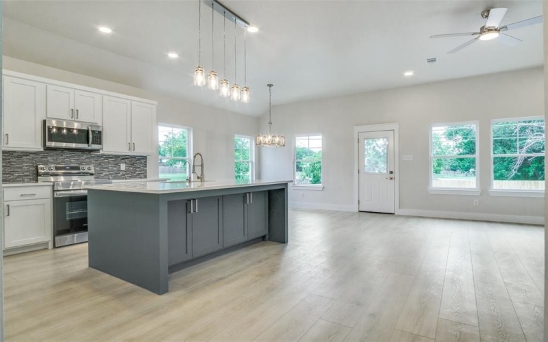 5632 Goodman Avenue, Fort Worth, TX 76107, 3 Bedrooms Bedrooms, ,2 BathroomsBathrooms,Residential,For Sale,5632 Goodman Avenue,20924631