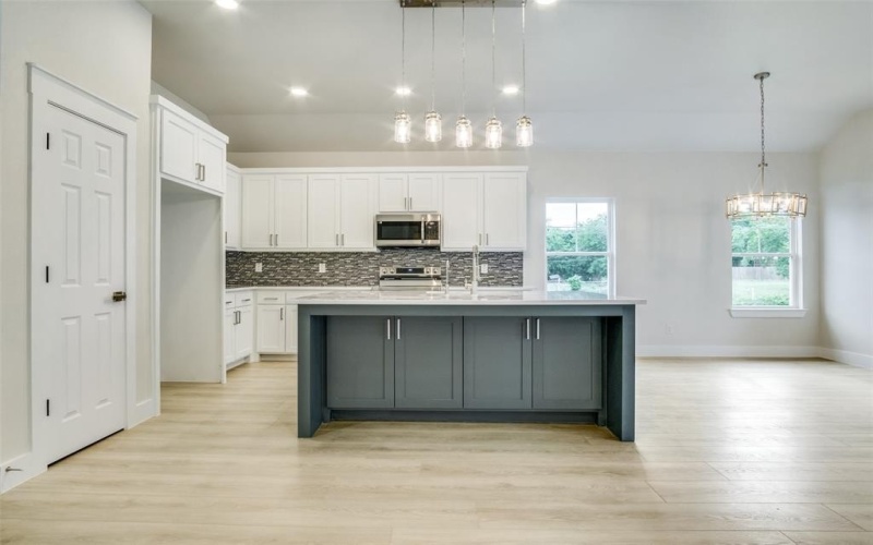 5632 Goodman Avenue, Fort Worth, TX 76107, 3 Bedrooms Bedrooms, ,2 BathroomsBathrooms,Residential,For Sale,5632 Goodman Avenue,20924631
