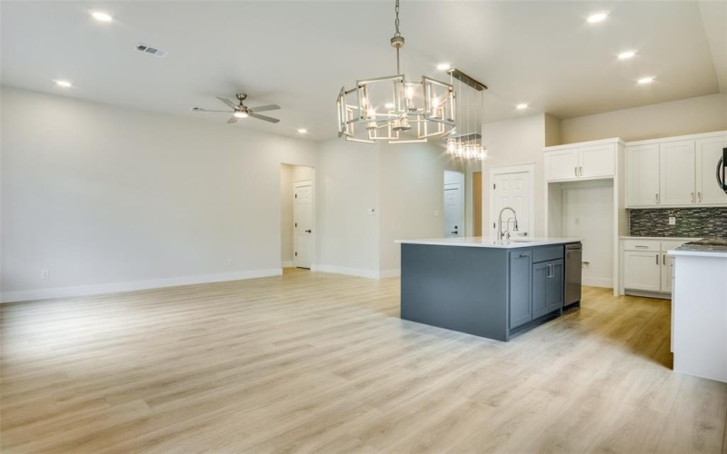 5632 Goodman Avenue, Fort Worth, TX 76107, 3 Bedrooms Bedrooms, ,2 BathroomsBathrooms,Residential,For Sale,5632 Goodman Avenue,20924631