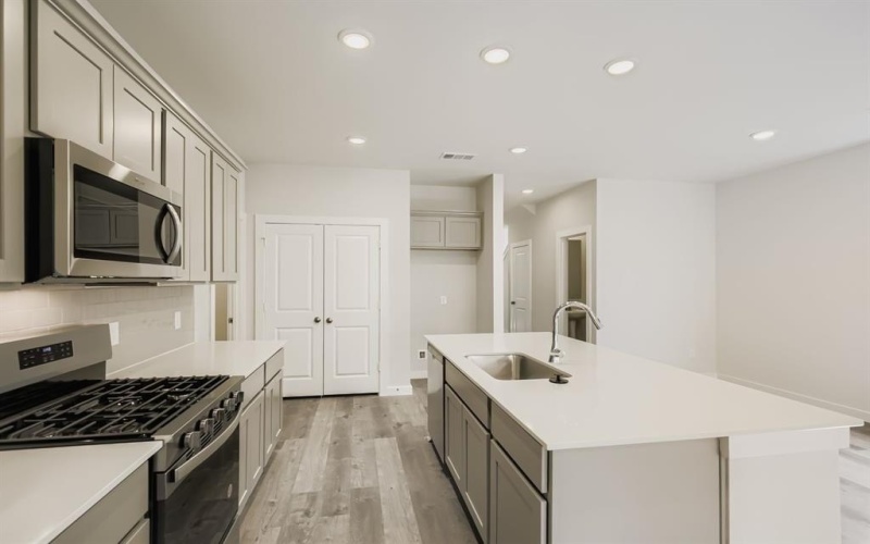 819 Brilliance Drive, Royse City, TX 75189, 3 Habitaciones Habitaciones , ,2 BañosBaños,Residential,En Venta,819 Brilliance Drive,0,20924634