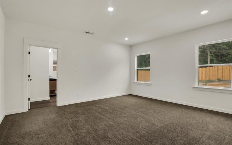 207 W Elm Street, Whitewright, TX 75491, 3 Habitaciones Habitaciones , ,2 BañosBaños,Residential,En Venta,207 W Elm Street,20926672