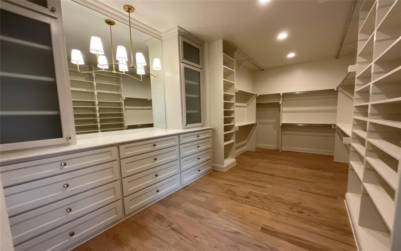 3205 Fairway Drive, Denton, TX 76226, 4 Bedrooms Bedrooms, ,5 BathroomsBathrooms,Residential,For Sale,3205 Fairway Drive,20924835