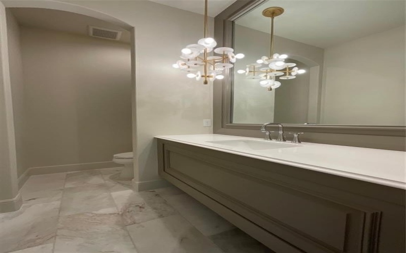 3205 Fairway Drive, Denton, TX 76226, 4 Bedrooms Bedrooms, ,5 BathroomsBathrooms,Residential,For Sale,3205 Fairway Drive,20924835