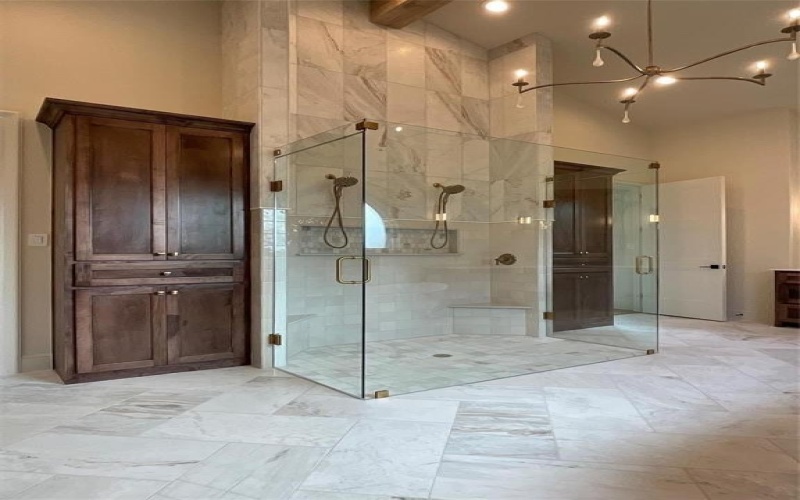 3205 Fairway Drive, Denton, TX 76226, 4 Bedrooms Bedrooms, ,5 BathroomsBathrooms,Residential,For Sale,3205 Fairway Drive,20924835