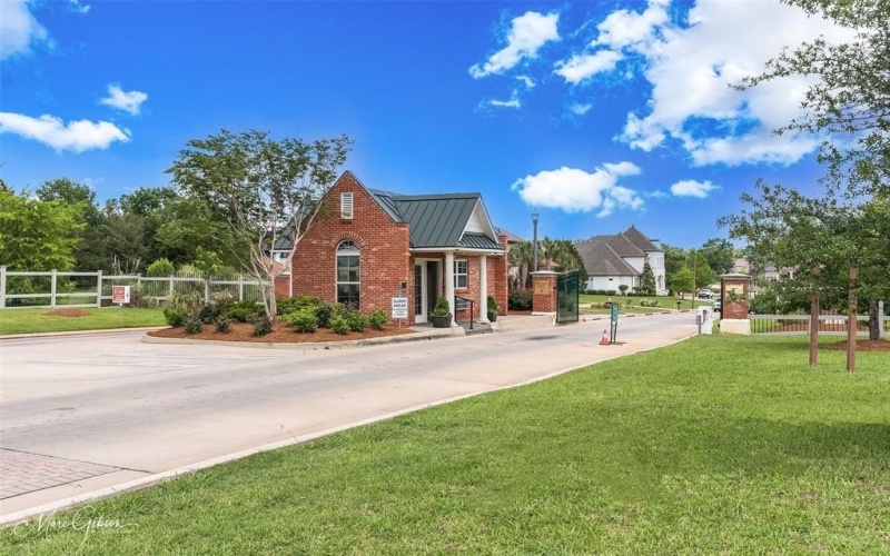 10911 Whispering Path, Shreveport, LA 71106, 4 Bedrooms Bedrooms, ,3 BathroomsBathrooms,Residential,For Sale,10911 Whispering Path,20925287