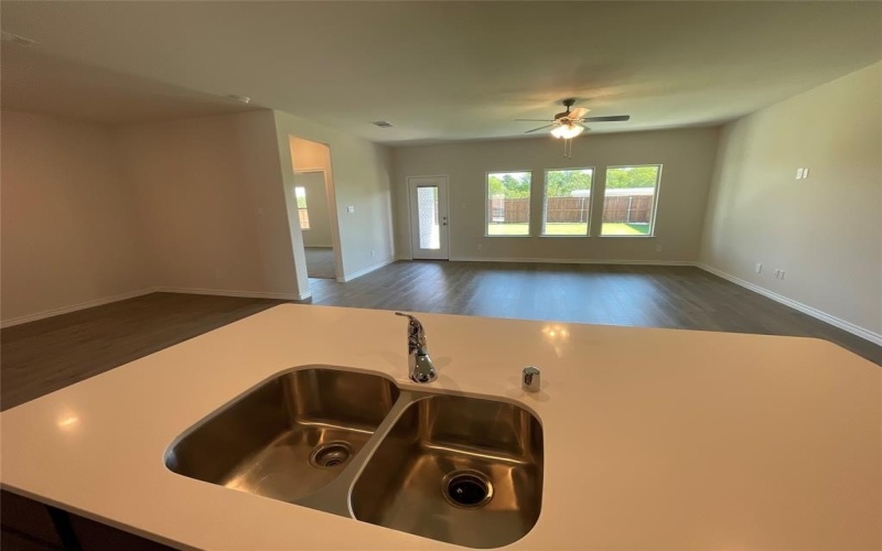 564 Clear Rain Street, Lavon, TX 75166, 4 Habitaciones Habitaciones , ,3 BañosBaños,Residential,En Venta,564 Clear Rain Street,0,20925529