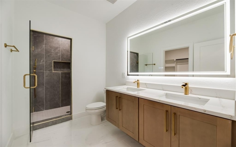 3904 De Maggio Avenue, Dallas, TX 75210, 4 Habitaciones Habitaciones , ,2 BañosBaños,Residential,En Venta,3904 De Maggio Avenue,20925771