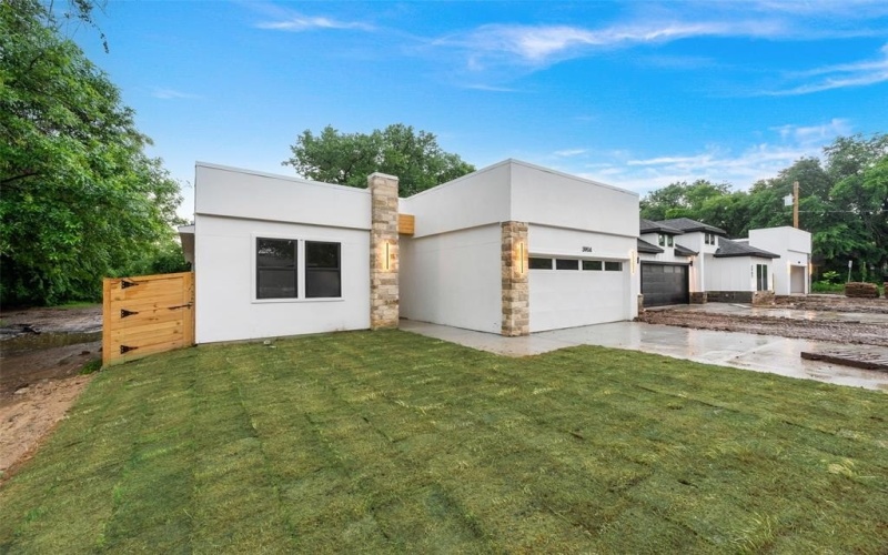 3904 De Maggio Avenue, Dallas, TX 75210, 4 Habitaciones Habitaciones , ,2 BañosBaños,Residential,En Venta,3904 De Maggio Avenue,20925771