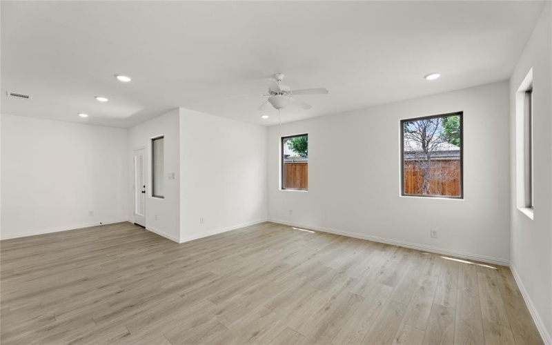 6930 Terlingua, Dallas, TX 75228, 3 Bedrooms Bedrooms, ,2 BathroomsBathrooms,Residential,For Sale,6930 Terlingua,0,20925789