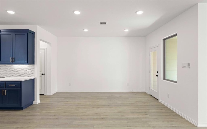 6930 Terlingua, Dallas, TX 75228, 3 Bedrooms Bedrooms, ,2 BathroomsBathrooms,Residential,For Sale,6930 Terlingua,0,20925789