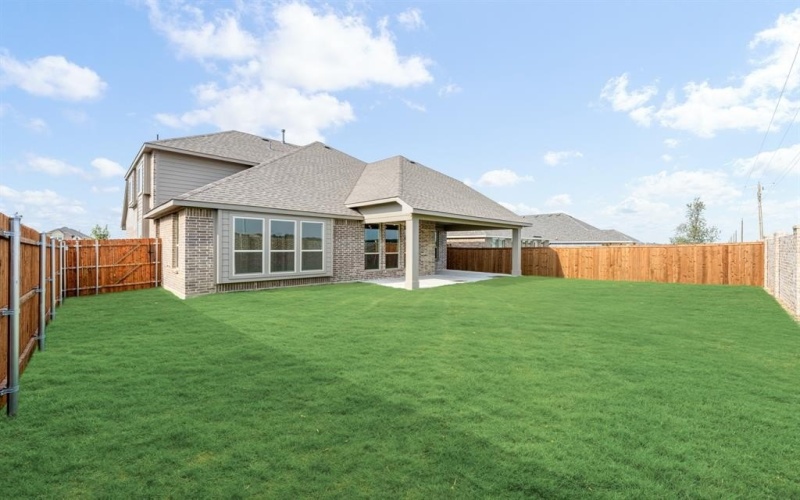 1121 Meadow Vista Drive, Crowley, TX 76036, 5 Bedrooms Bedrooms, ,3 BathroomsBathrooms,Residential,For Sale,1121 Meadow Vista Drive,0,20925809