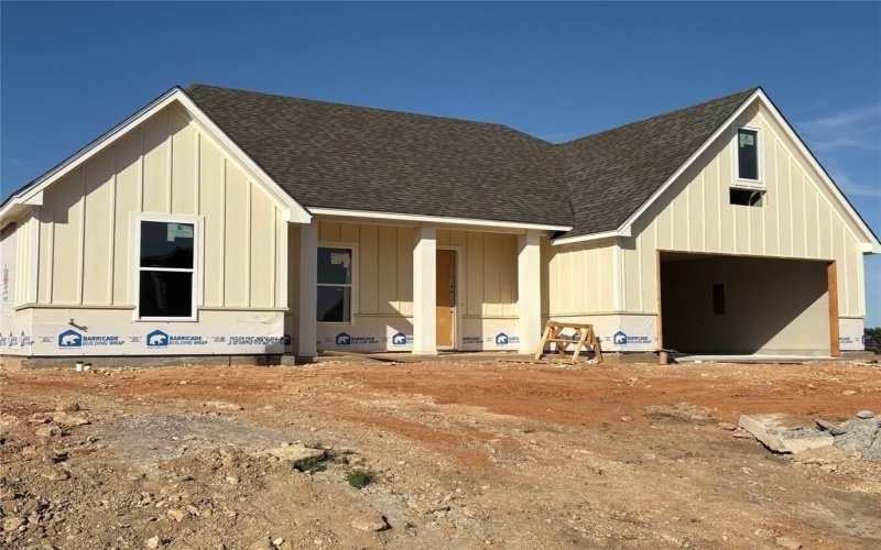 106 Skyline Drive, Glen Rose, TX 76043, 3 Bedrooms Bedrooms, ,2 BathroomsBathrooms,Residential,For Sale,106 Skyline Drive,20926197