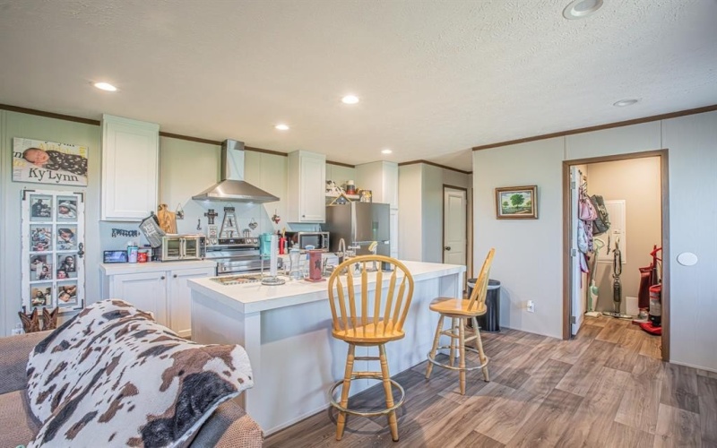 335 Overland Trail, Bridgeport, TX 76426, 4 Bedrooms Bedrooms, ,2 BathroomsBathrooms,Residential,For Sale,335 Overland Trail,20926219
