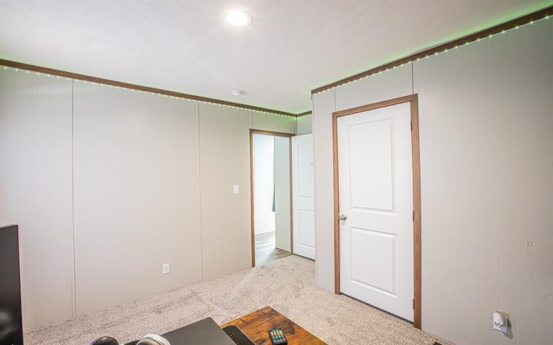 335 Overland Trail, Bridgeport, TX 76426, 4 Bedrooms Bedrooms, ,2 BathroomsBathrooms,Residential,For Sale,335 Overland Trail,20926219