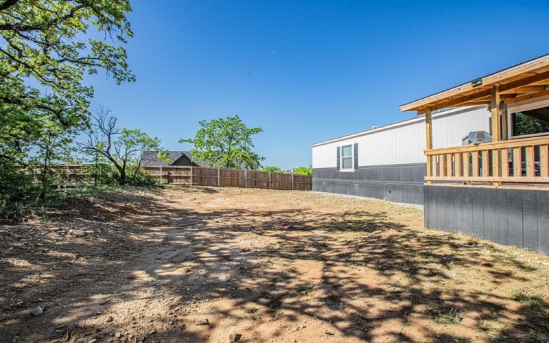 335 Overland Trail, Bridgeport, TX 76426, 4 Bedrooms Bedrooms, ,2 BathroomsBathrooms,Residential,For Sale,335 Overland Trail,20926219