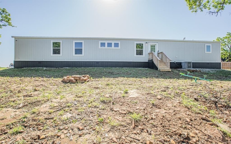 335 Overland Trail, Bridgeport, TX 76426, 4 Bedrooms Bedrooms, ,2 BathroomsBathrooms,Residential,For Sale,335 Overland Trail,20926219