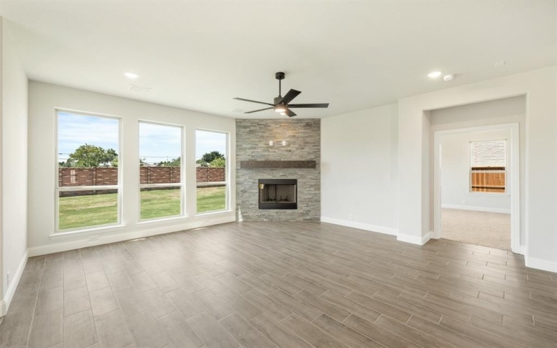 717 Seahawk Street, Joshua, TX 76058, 5 Bedrooms Bedrooms, ,5 BathroomsBathrooms,Residential,For Sale,717 Seahawk Street,20926431