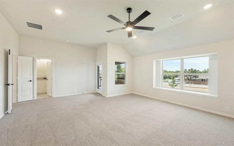 717 Seahawk Street, Joshua, TX 76058, 5 Bedrooms Bedrooms, ,5 BathroomsBathrooms,Residential,For Sale,717 Seahawk Street,20926431