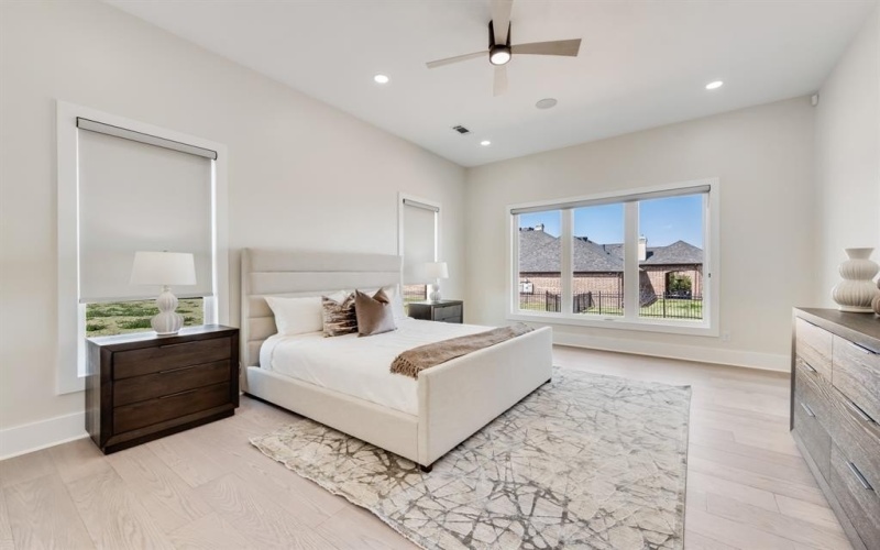 100 Old Vineyard Lane, Heath, TX 75032, 5 Bedrooms Bedrooms, ,5 BathroomsBathrooms,Residential,For Sale,100 Old Vineyard Lane,20926521