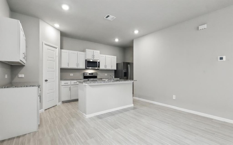 3016 STRAWBERRY FARM Lane, Fort Worth, TX 76140, 3 Bedrooms Bedrooms, ,2 BathroomsBathrooms,Residential,For Sale,3016 STRAWBERRY FARM Lane,20926996