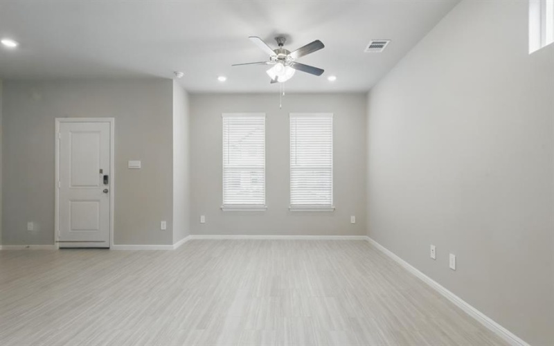 3016 STRAWBERRY FARM Lane, Fort Worth, TX 76140, 3 Bedrooms Bedrooms, ,2 BathroomsBathrooms,Residential,For Sale,3016 STRAWBERRY FARM Lane,20926996