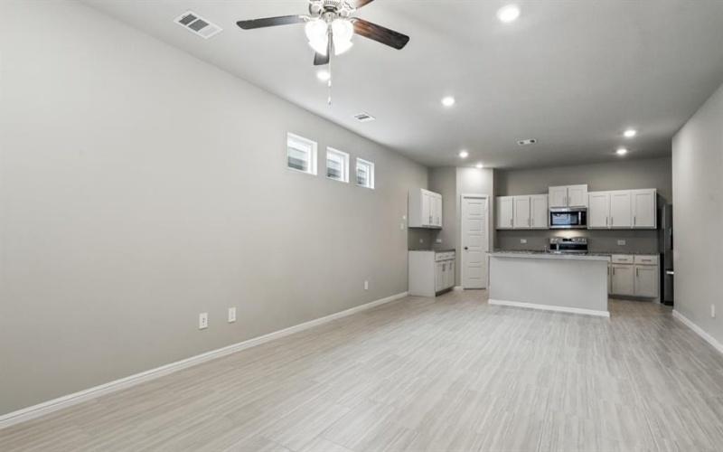 3016 STRAWBERRY FARM Lane, Fort Worth, TX 76140, 3 Bedrooms Bedrooms, ,2 BathroomsBathrooms,Residential,For Sale,3016 STRAWBERRY FARM Lane,20926996