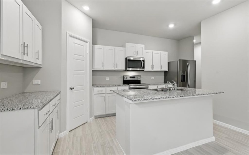 3016 STRAWBERRY FARM Lane, Fort Worth, TX 76140, 3 Bedrooms Bedrooms, ,2 BathroomsBathrooms,Residential,For Sale,3016 STRAWBERRY FARM Lane,20926996