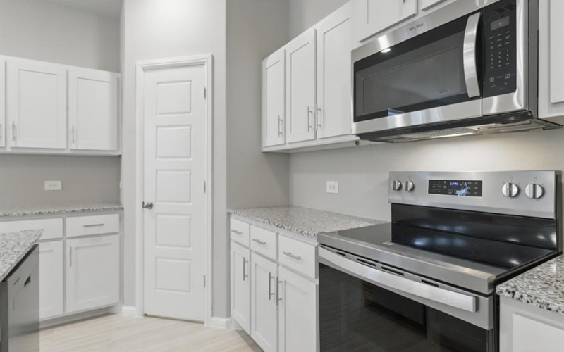 3016 STRAWBERRY FARM Lane, Fort Worth, TX 76140, 3 Bedrooms Bedrooms, ,2 BathroomsBathrooms,Residential,For Sale,3016 STRAWBERRY FARM Lane,20926996