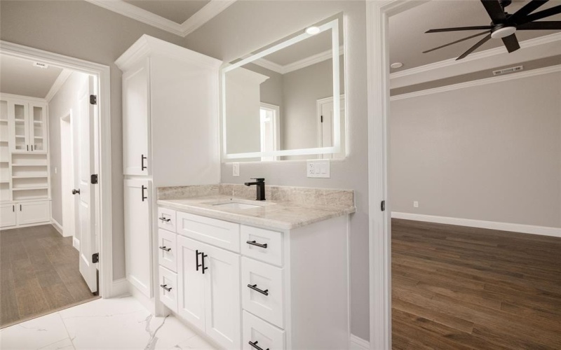 7196 Hawkeye Road, Krum, TX 76249, 5 Bedrooms Bedrooms, ,3 BathroomsBathrooms,Residential,For Sale,7196 Hawkeye Road,20927333