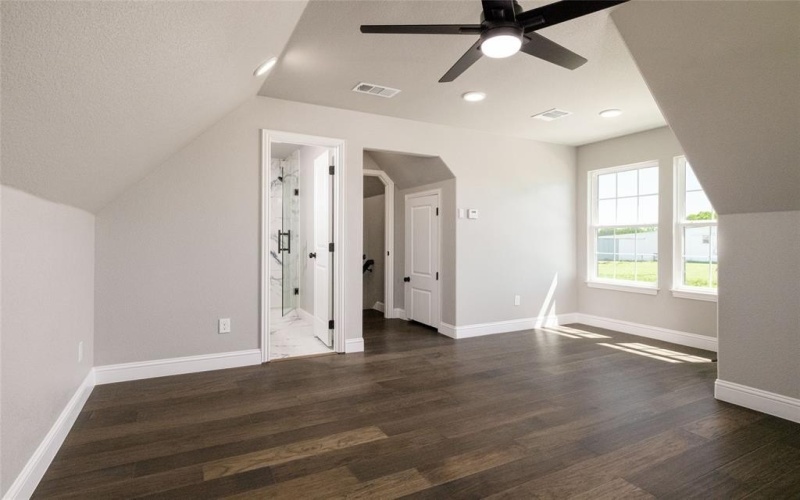 7196 Hawkeye Road, Krum, TX 76249, 5 Bedrooms Bedrooms, ,3 BathroomsBathrooms,Residential,For Sale,7196 Hawkeye Road,20927333