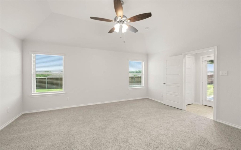 2629 River Bank, Burleson, TX 76028, 4 Bedrooms Bedrooms, ,3 BathroomsBathrooms,Residential,For Sale,2629 River Bank,0,20927393