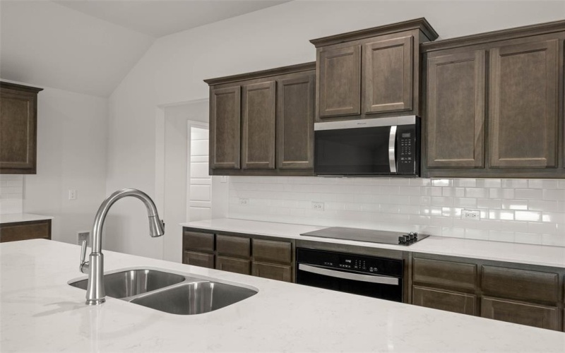 2629 River Bank, Burleson, TX 76028, 4 Bedrooms Bedrooms, ,3 BathroomsBathrooms,Residential,For Sale,2629 River Bank,0,20927393