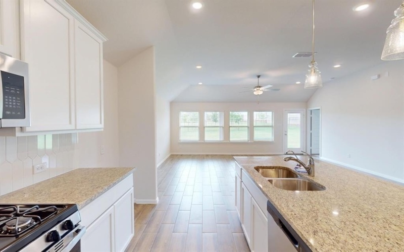 3317 Coronation Court, Denton, TX 76208, 4 Habitaciones Habitaciones , ,3 BañosBaños,Residential,En Venta,3317 Coronation Court,0,20927645