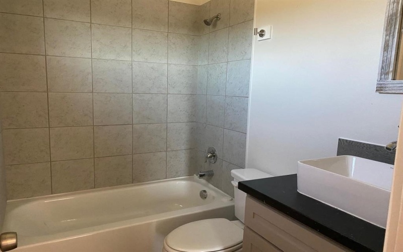 124 Bridlewood Lane, Bridgeport, TX 76426, 3 Bedrooms Bedrooms, ,2 BathroomsBathrooms,Residential,For Sale,124 Bridlewood Lane,20928110