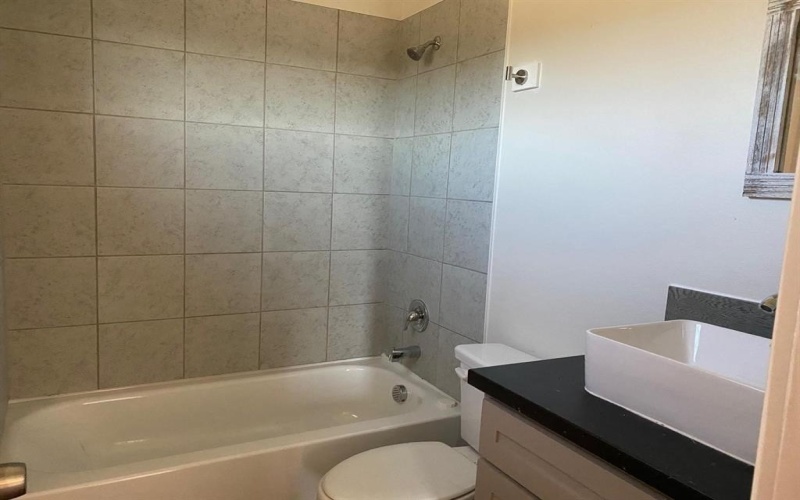 124 Bridlewood Lane, Bridgeport, TX 76426, 3 Bedrooms Bedrooms, ,2 BathroomsBathrooms,Residential,For Sale,124 Bridlewood Lane,20928110
