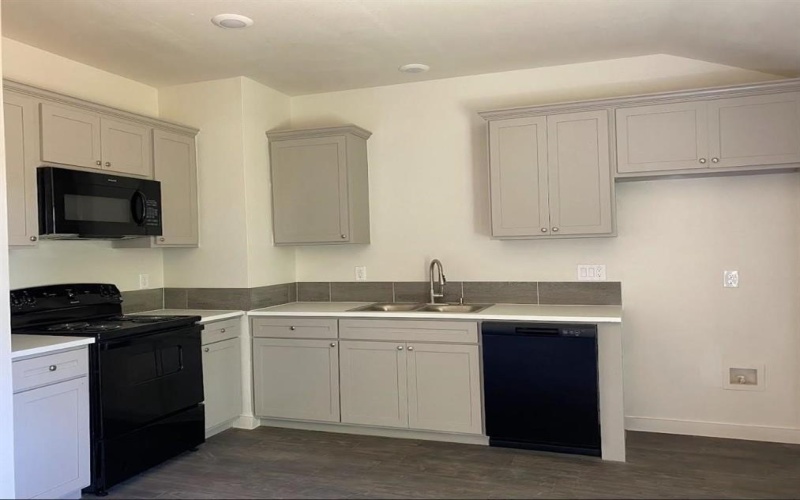 124 Bridlewood Lane, Bridgeport, TX 76426, 3 Bedrooms Bedrooms, ,2 BathroomsBathrooms,Residential,For Sale,124 Bridlewood Lane,20928110